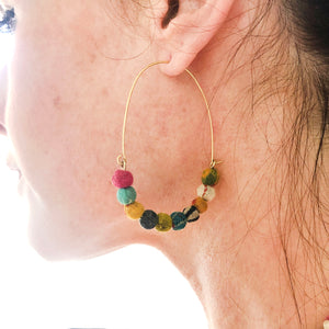 
            
                Load image into Gallery viewer, Elongated Kantha Wire Hoops
            
        